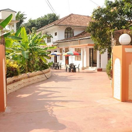 Sai Holiday Inn Jaffna Exterior foto