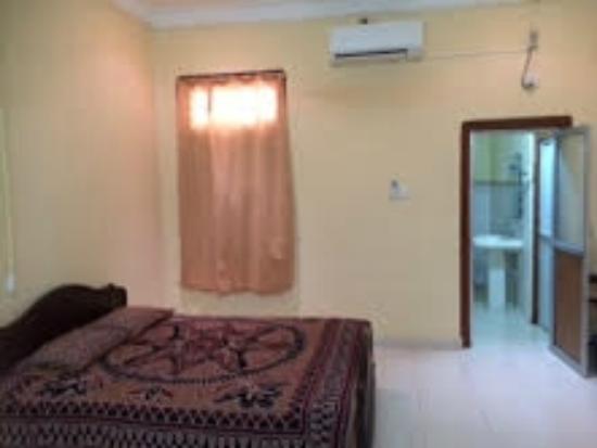 Sai Holiday Inn Jaffna Exterior foto
